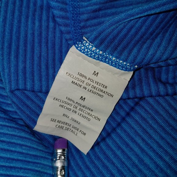 $5 SALE * Men's Medium Layer 8 Performance Qwick Dry blue tee - Picture 12 of 13
